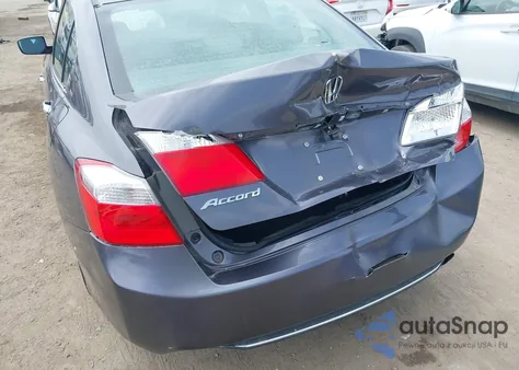 2015 Honda Accord Lx z USA, uszkodzony, nr VIN 1HGCR2F37FA109706